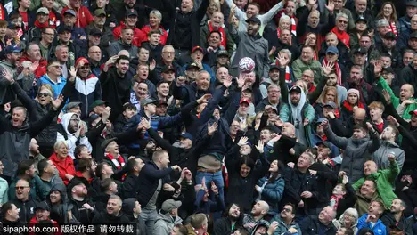 AC米兰那不勒斯意大利德比：球星对决前瞻，激战一触即发